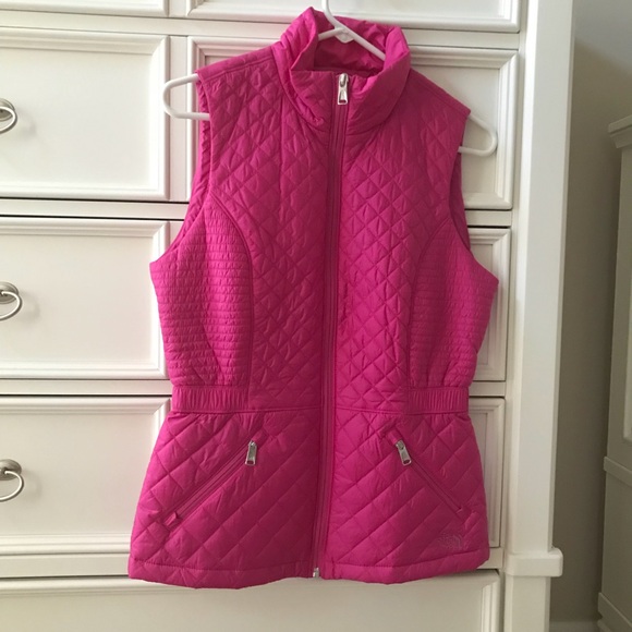 The North Face Jackets & Blazers - ❄️NORTH FACE❄️ Insulated Luna Vest Pink SMALL